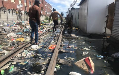 Families living along Cape Town railway Central Line to be resettled
