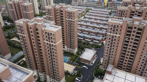 China’s corporate loan growth picks up on rising property aid