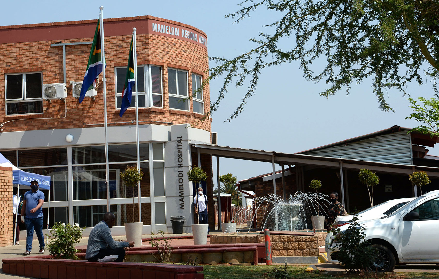 An exterior view of Mamelodi Hospital.