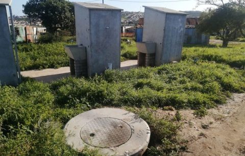 Gqeberha’s Kliprand residents faced with blocked-toilets ordeal after non-renewal of cleaners’ contracts
