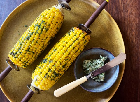 What’s cooking this Airfryday: Corn on the cob with coriander butter