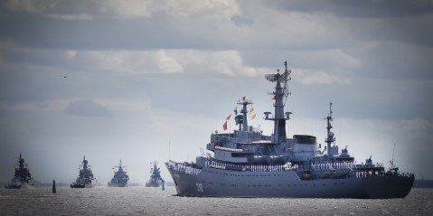 The Smoke that Blunders — Russia, China and SA navy exercise is immoral, stupid and impractical