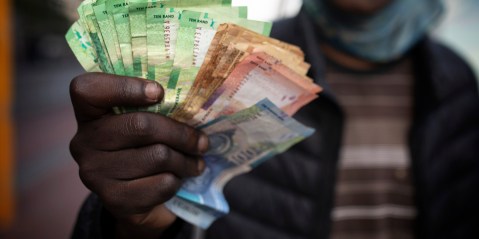 Average South African take-home pay falls almost 5% on annual basis in December