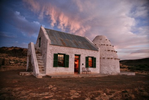 House of Rock – corbelled igloos in the Karoo