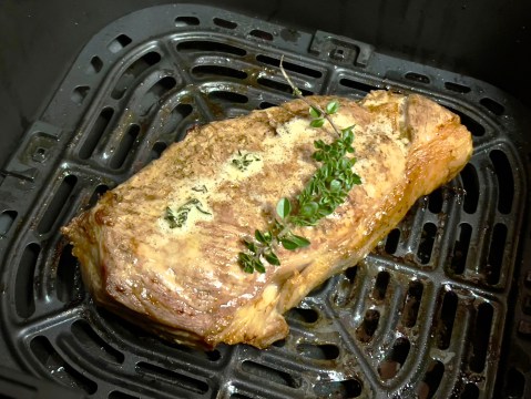 What’s cooking today: Staking out the perfect air fryer steak