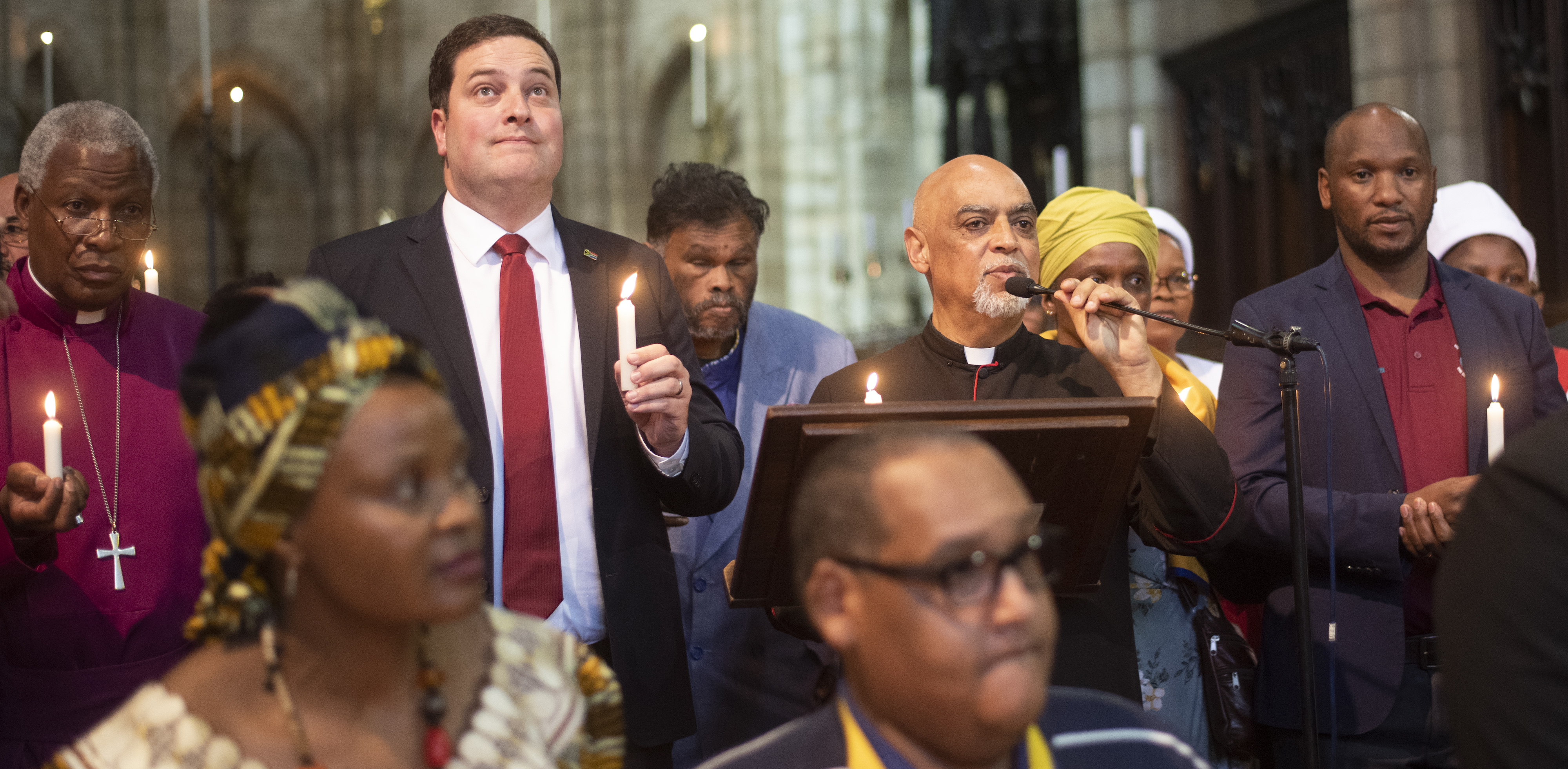 Archbishop Thabo Makgoba, Mayor of Cape Town Geordin Hill-Lewis, Dean Michael Weeder of St George's Cathedral and Santaco Western Cape chairperson Mandla Hermanus