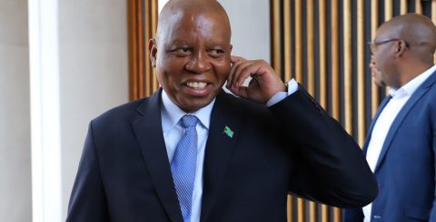 Mashaba seeks Sisulu’s clarity on DDG’s Alex water and sanitation comments