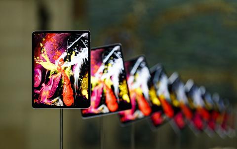 Apple unveils new Macs, iPad Pro