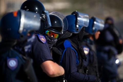 Cape Town cops have hands full with public violence and looting – several arrested